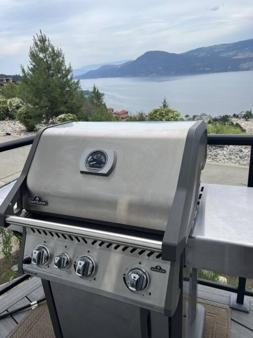 Jasmine Cottage Kelowna Buitenkant foto
